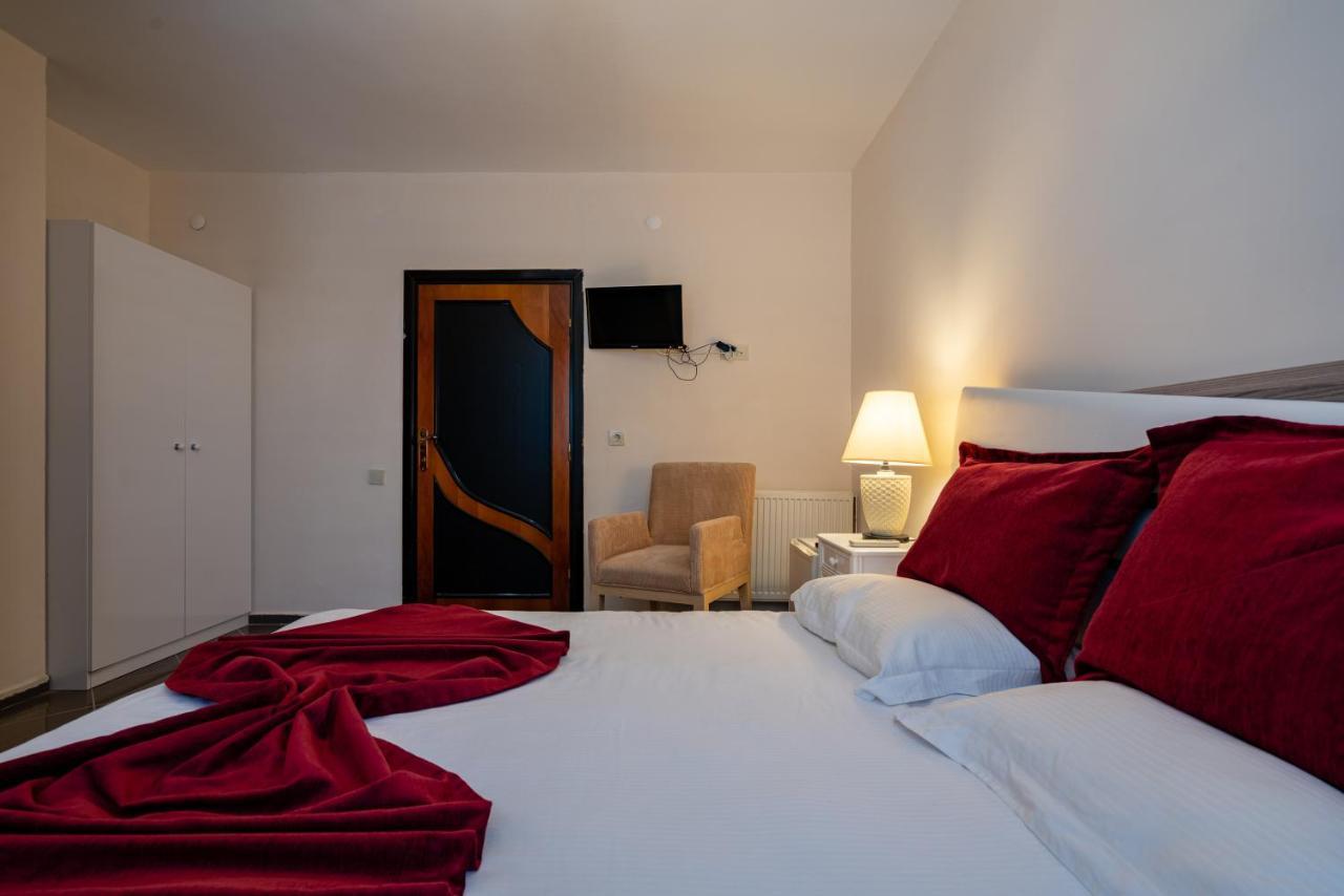 Sare Beach Hotel Antalya Bagian luar foto